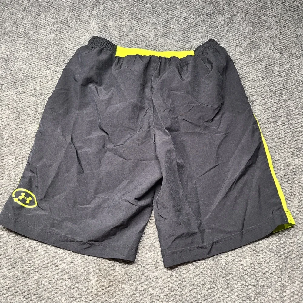 Under Armour HeatGear Mens Medium Black Neon Green Running Training Shorts
